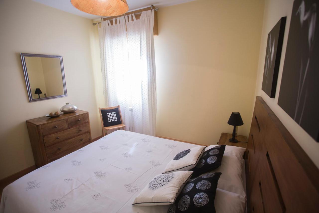 סנטיאגו דה קומפוסטלה Apartamentos Sarela מראה חיצוני תמונה