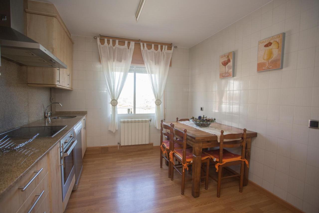 סנטיאגו דה קומפוסטלה Apartamentos Sarela מראה חיצוני תמונה